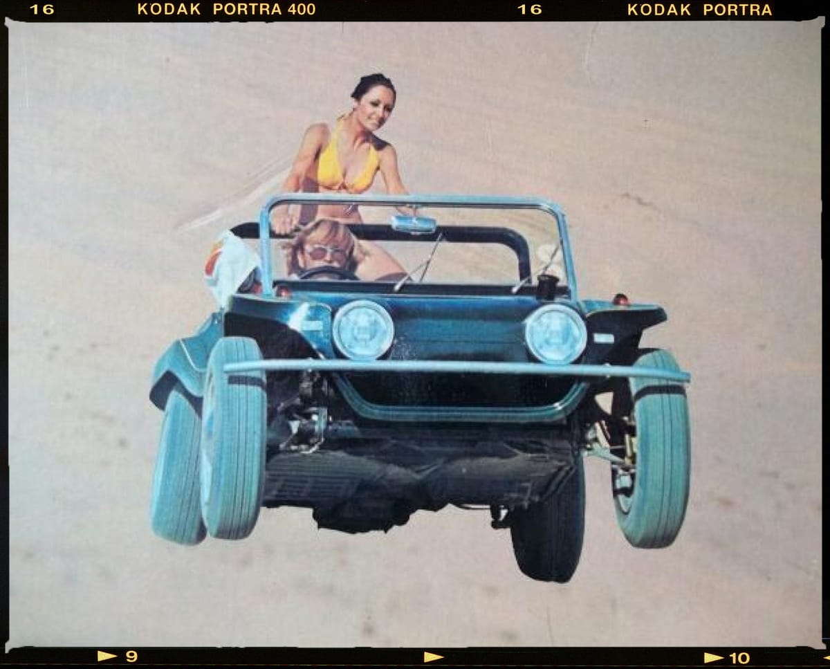 CD-Player Handbag ☼ Floating Homes ☼ Weird Web Ideas