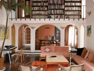 Global Jet Ski Adventure ☼ California Queen: Joan Didion ☼ Inside the Versace Mansion