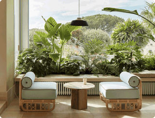 Artful Bus Stops ☼ Creative Powerhouse: Solange ☼ Summer Indie Films